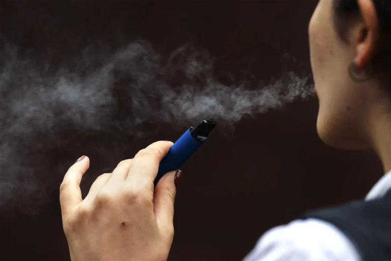 SnowPlus Snap 5000: The Ultimate Vaping Experience with Convenience